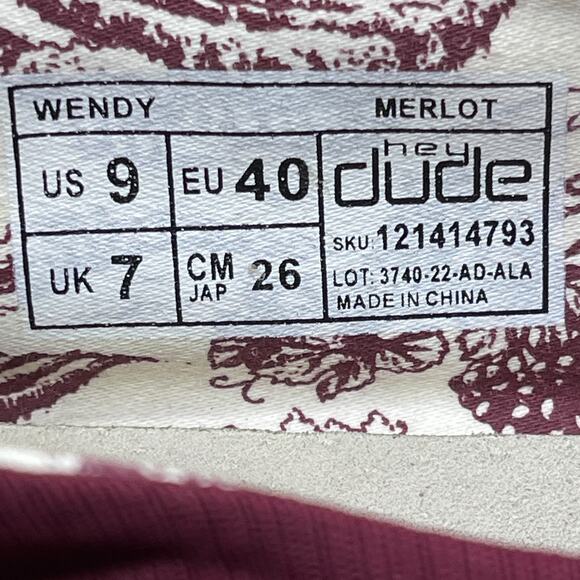 Hey Dude Wendy Shoes Womens Size 9 Red Merlot Casual Comfort Loafer Walking - Picture 8 of 8